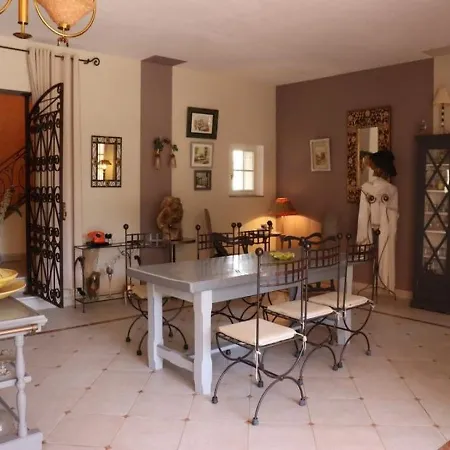 Ferienhaus House Superbe Avec Piscine 4 Chambres