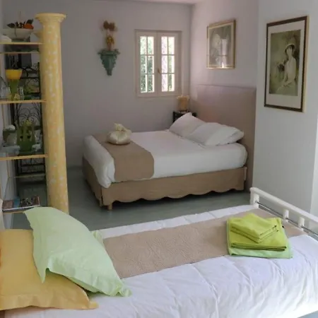 House Superbe Avec Piscine 4 Chambres *
